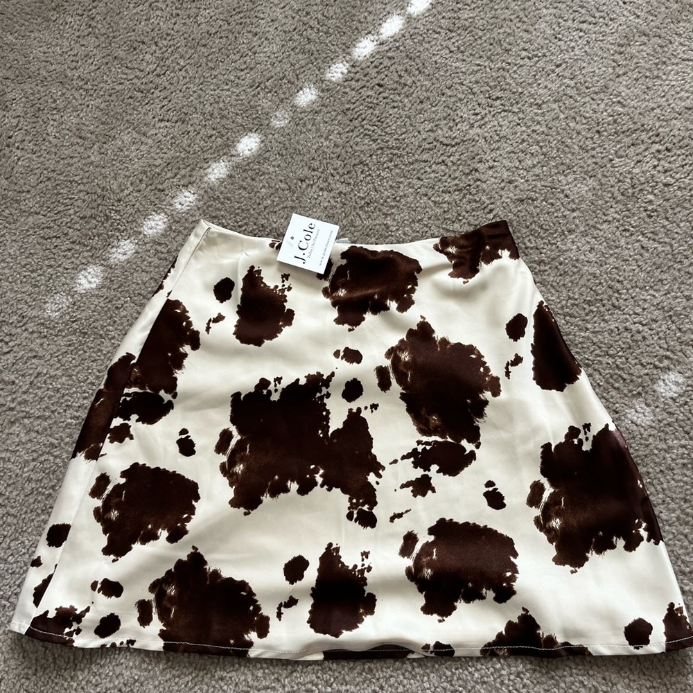 cow print skirt!